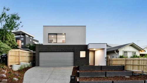 Greensborough Facade Large